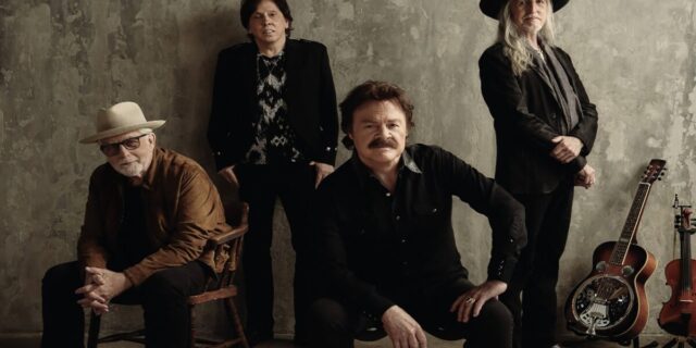 The Doobie Brothers: Walk This Road Tour