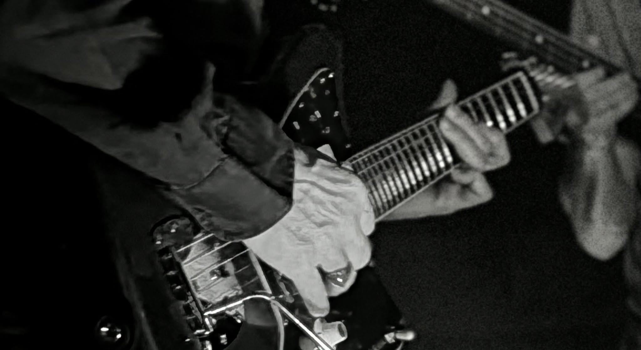 The Sardines w/ Croatoa live at Avenue B