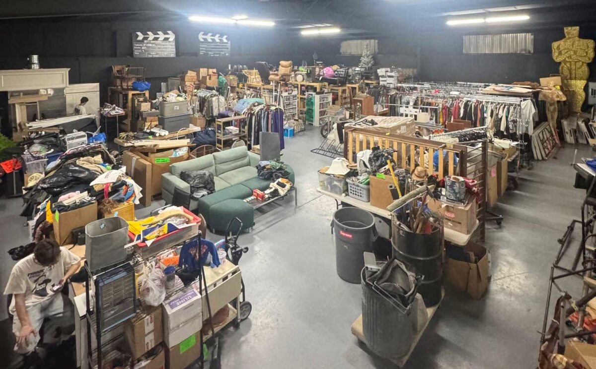 WAREHOUSE / FILM SALE / VENDORS