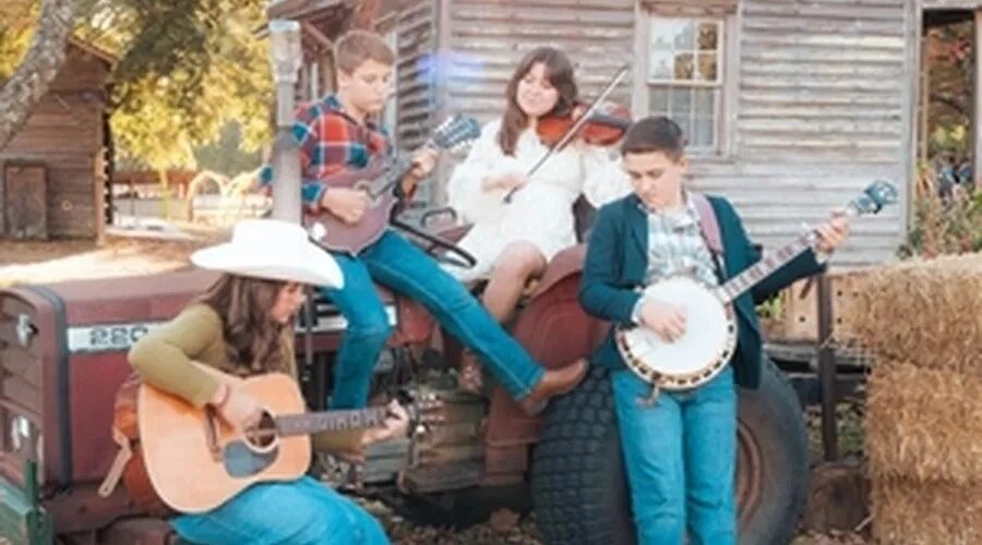 Dear MariBella & the Pigkickers